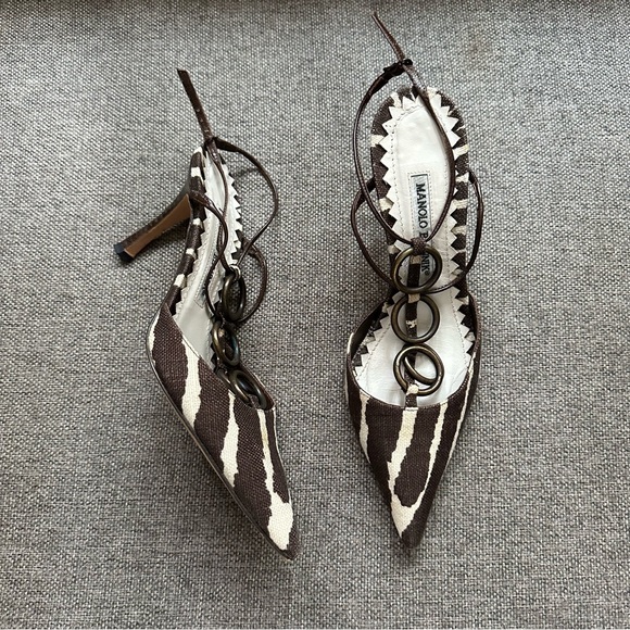 Vintage zebra Manolo Blahnik heels - Picture 1 of 7